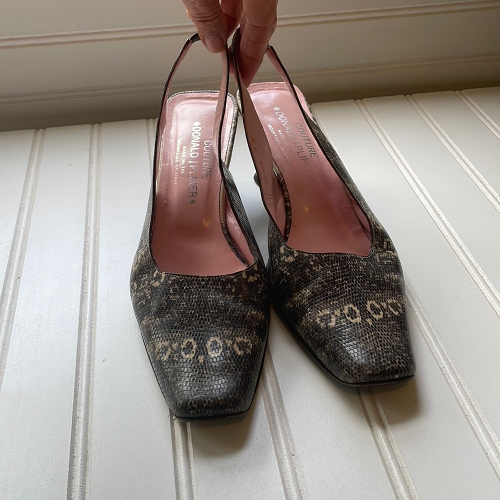 Donald J Pliner couture Munir sling back size 9M